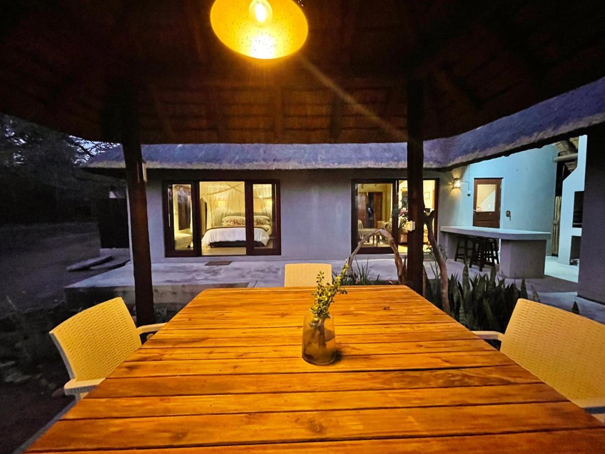 10 Raptors Lodge Hoedspruit Exterior photo